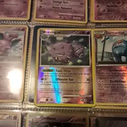 Weezing 31/106 Reverse Holo Rare Diamond & Pearl Great Encounters Pokemon Card - Image 1