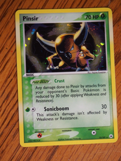 Pokemon 2004 Hidden Legends Pinsir foil card in mint condition - Image 1