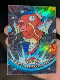 Magikarp Rainbow foil Topps Series 3 Pokemon Card MP 🌈 - Image 1