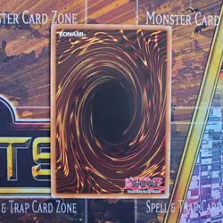 1x Dark Magician - Secret Rare - CT14-EN001 - Limited Edition - LP - Image 2
