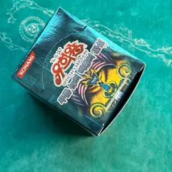 YUGIOH Korean Legend of Blue Eyes White Dragon Booster Box Display - Image 5