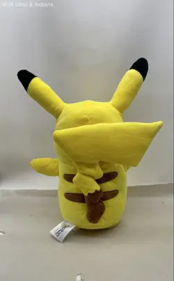 4 Pokemon Plushies Pikachu Electric Charge Holiday Squirtle + 2 Poke Balls - Image 3