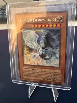 Light and Darkness Dragon RP02-EN095 Retro Pack 2 Perfect condition Never Played - Image 3