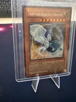 Light and Darkness Dragon RP02-EN095 Retro Pack 2 Perfect condition Never Played - Image 4