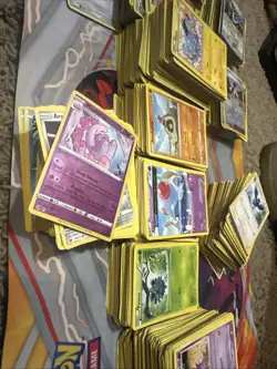 5lbs Mint Around 1000 Pokemon Cards | Bulk Lot - Commons and Uncommons - Image 4