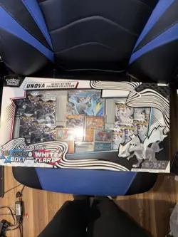 Pokemon TCG: Pokemon Unova Heavy Hitters Premium Collection (Costco Exclusive) - Image 1