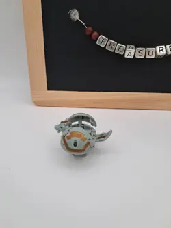 Bakugan Battle Brawlers Haos Hynoid B1 Classic Rare W/ Card - Image 5