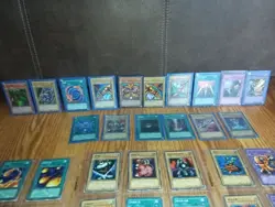 Vintage Yu-Gi-Oh Korean Tcg Lot Of Almost Complete LOB Set 121/125 - Image 2