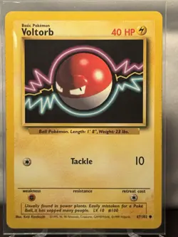 1999 Voltorb 67/102 Common Base Set Pokemon Card - Image 1