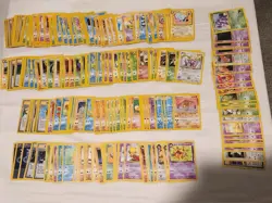 ~834-Count Pokemon TCG English Vintage Collection (Uncommon and Common) - Image 2