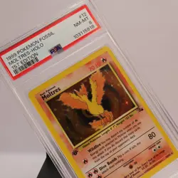 Pokemon TCG - Moltres 12/62 Fossil Holo Rare 1st Edition - PSA 8 NM/MT - Image 1