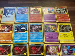POKEMON Celebrations 25th Anniversary 2021 Card lot 40 Pokemon cards - Image 4