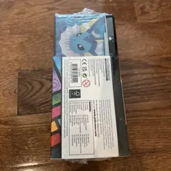 [NEW] Pokemon TCG: Eevee Collector's Treasure Chest Tin - Image 4
