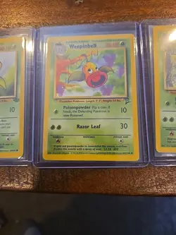Pokemon TCG LOT of 3 Bellsprout 49/64 Weepinbell 64/130 Victreebel 30/64 WOTC MP - Image 3