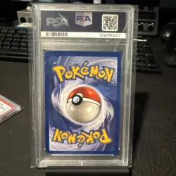 ARTICUNO 1999 POKEMON FOSSIL 1ST EDITION HOLO PSA 8 - Image 2