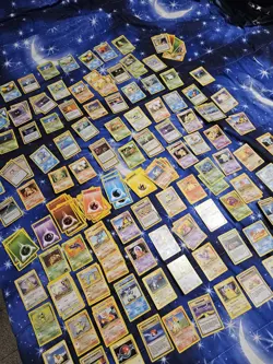 Lotto Carte Pokemon Vintage - Oltre 140 Carte + Holo Rare Alakazam, Gyarados ecc - Image 4