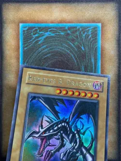 Yugioh Red-Eyes B. Dragon LOB-070 Ultra Rare 1ST EDITION GLOSSY! NM - Image 4