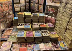 Pokemon Bulk Lot: 200 Cards! 45 HOLOS / REV HOLO GUARANTEED- NEAR MINT No Energy - Image 1