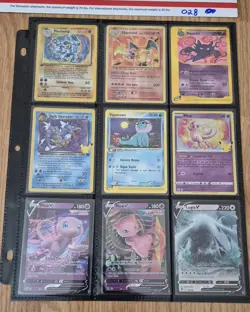 POKEMON Binder Collection 180 EX V fullart reverse / Holo/ E reader - lot #028 - Image 1
