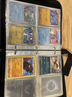 Pokemon Card Collection Binder Over 150 Pokemon Cards included SHIPS FREE - Image 4
