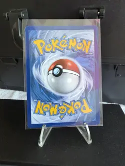 Growlithe RC4/RC25 Legendary Treasures: Radiant Collection Holo - Image 2
