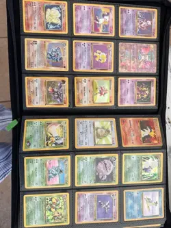 Vintage Pokemon WOTC Lot - Base Charizard Ancient Mew 25+ Holos 300+ Cards - Image 2