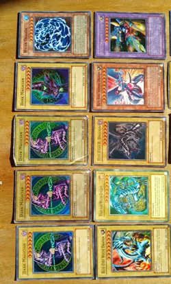 Yu Gi Oh Cards Dark Magician, Blue eyes white dragon... - Image 4