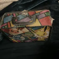 [NEW] Pokemon TCG: Eevee Collector's Treasure Chest Tin - Image 3