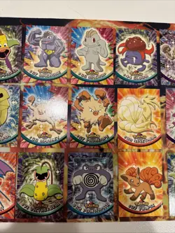 Pokemon Topps TV 2000 41 Card Mixed Lot - Image 3