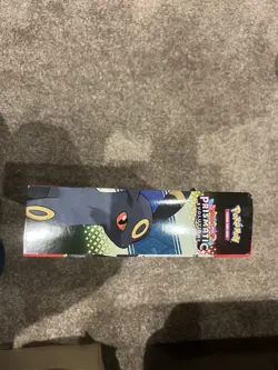 Pokemon TCG Scarlet & Violet Prismatic Evolutions Premium Figure collection - Image 4