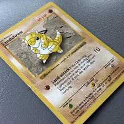 SHADOWLESS SANDSHREW 62/102 1999 POKEMON TCG BASE SET WOTC WIZARDS OF THE COAST - Image 1