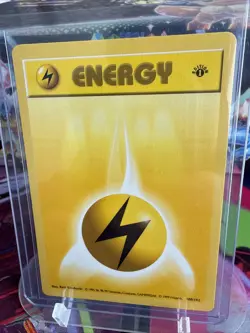 Pokemon TCG Lightning Energy 1st Edition Shadowless Base Set 100/102 NM! - Image 1