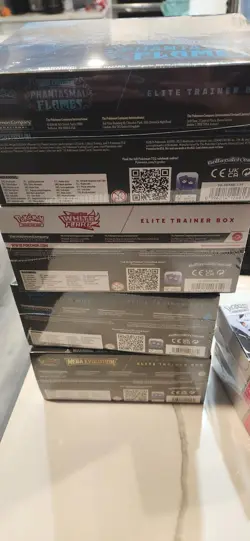 Pokemon TCG Scarlet & Violet Black Bolt Elite Trainer Box ETB Factory Sealed - Image 2
