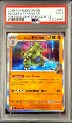 2025 POKEMON DRI EN ROCKET'S TYRANITAR POKEMON CENTER EXCLUSIVE #096 💎 PSA 9 - Image 1