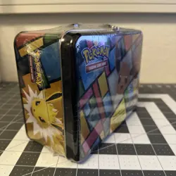 Pokemon TCG: 2021 Eevee Collector's Chest (Lunchbox Tin) - Image 5