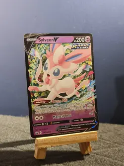 Pokemon Card Sylveon V SWSH202 Black Star Promo Holo Rare NM - Image 2