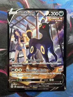 Pokemon Umbreon v TCG Trainer Gallery Ultra Rare TG22/TG30 Brilliant Stars - Image 1