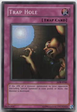 Trap Hole LOB-E046 Super Rare Unlimited NM Yugioh - Image 2