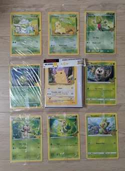Oversized Jumbo Set & Binder - Pokemon 25th Anniversary Celebrations - Image 1