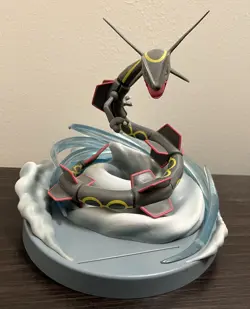 Pokemon Shiny Rayquaza Hidden Fates Figure Premium Card Holder Statue - Image 1