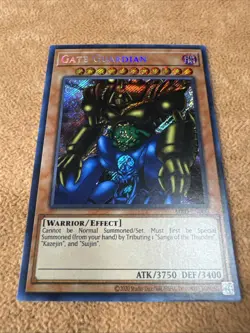 🔥 YUGIOH Gate Guardian MRD-EN000 Metal Raiders SECRET RARE NEAR MINT - Image 2