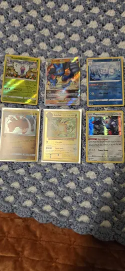 POKEMON Mixed Lot, 1,300+, 2015-2022, Holo,basic,trainer,stage 1&2,FREE items. - Image 4