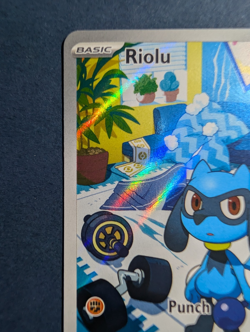 Pokemon TCG - Riolu #215/198 - Scarlet & Violet - Illustration Rare Near Mint! - Image 3