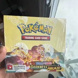 Pokemon TCG Sword & Shield Darkness Ablaze Booster Box MPN 174-81712 - Image 1