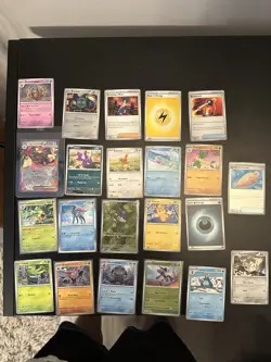 Lot of 22 Phantasmal Flames Pokemon Cards. Great Condition - Image 1