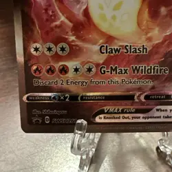 Charizard VMAX SWSH261 SWSH: Sword & Shield Promo Cards Holo - Image 5