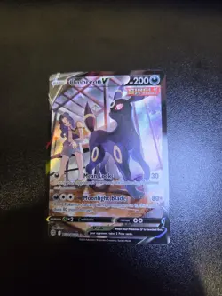 Pokemon TCG Umbreon v TG22/TG30 Ultra Rare Brilliant Stars NM Condition - Image 1