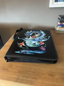 1000+ Pokemon Cards, 1x 9.5 Graded Slab, 2 tins, 4 folders Job lot bundle - Image 4