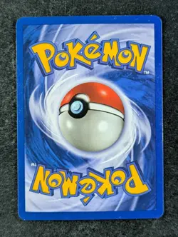 2000 Pokemon AZUMARILL #2/111 Neo Genesis 1st Edition Holo Rare English - Image 2