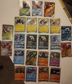 Lotto di 23 carte Pokemon JAP Set Misti Near Mint💚💫 - Image 1